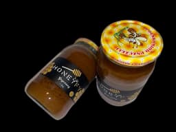 Buckwheat Honey - Alternative view of premium Polish honey